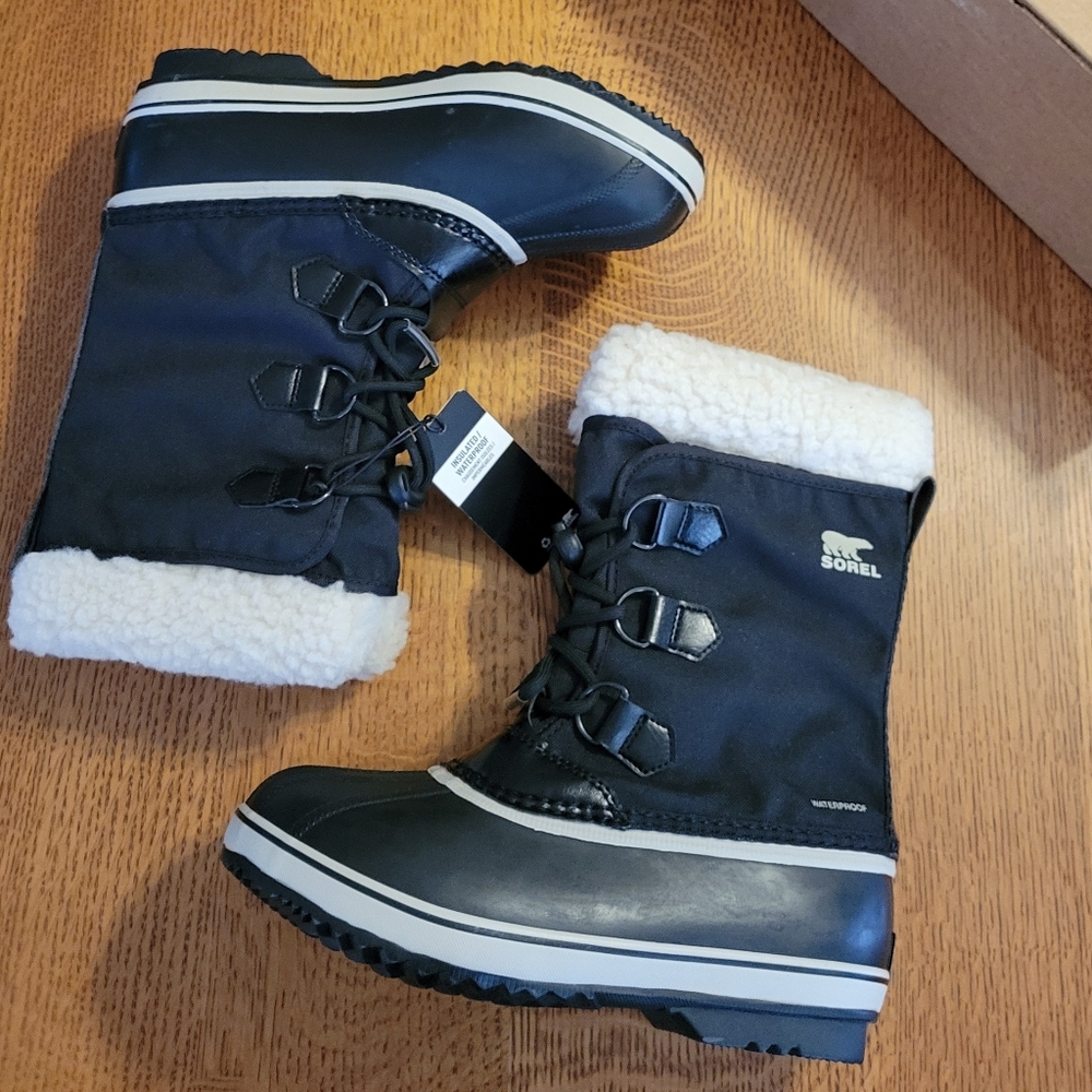 Sorel Winter Carnival Waterproof Boots - black - Picture 10 of 13